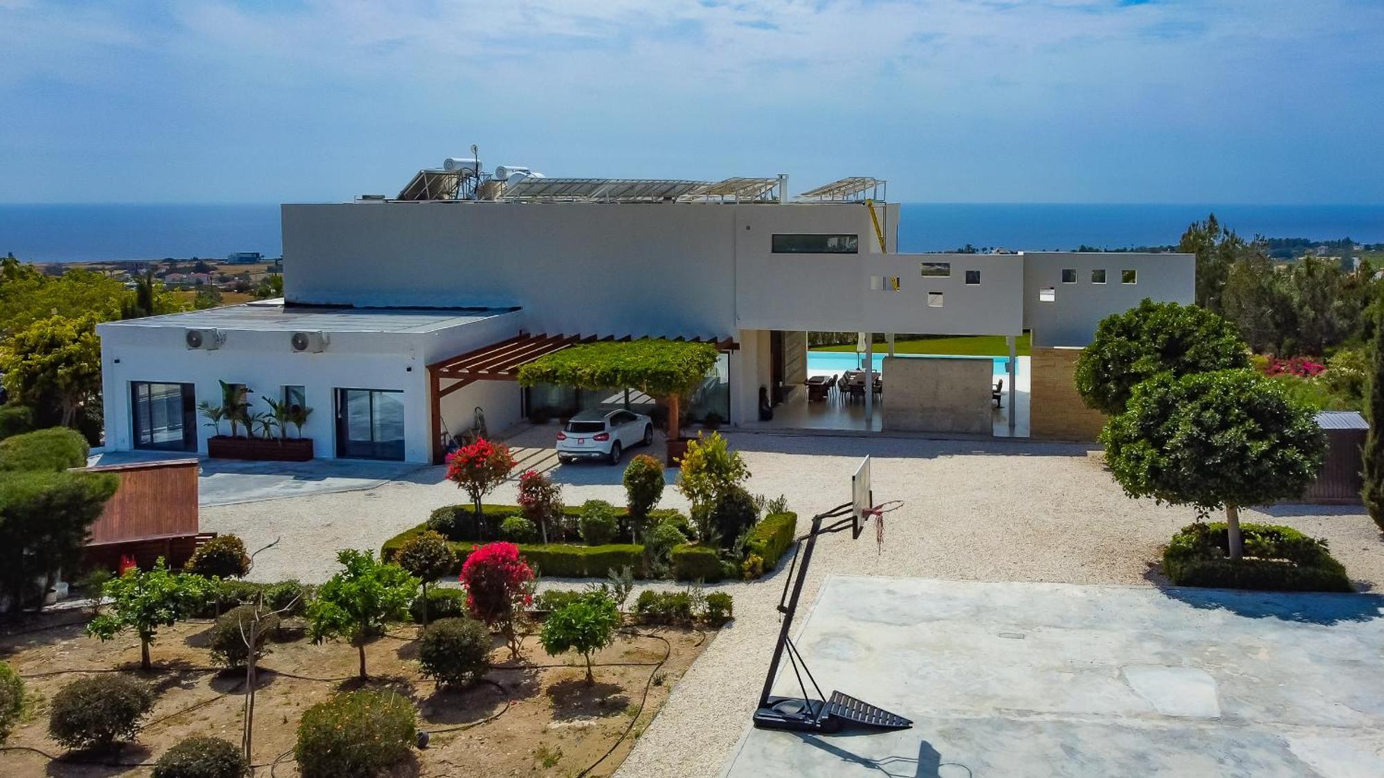 J&c Seacave Paphos