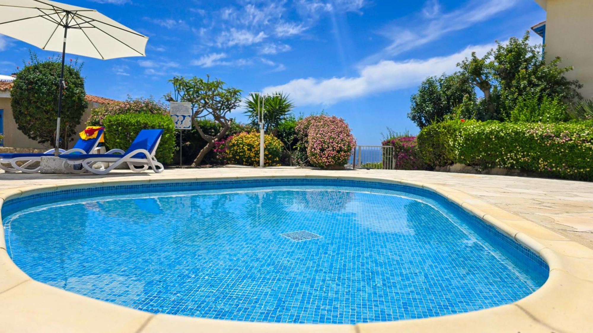 Css Calm Smart Superior 2bd With Private Yard