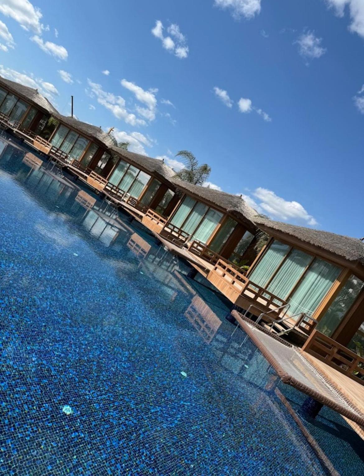 Grand Sapphire Apartment *