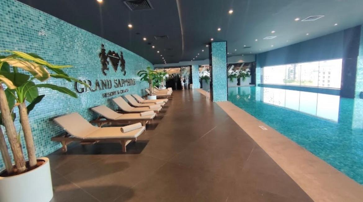 Apartment Grand Sapphire Aglantzia