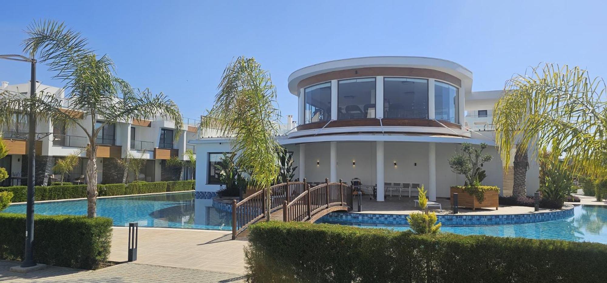 Modern Luxury *