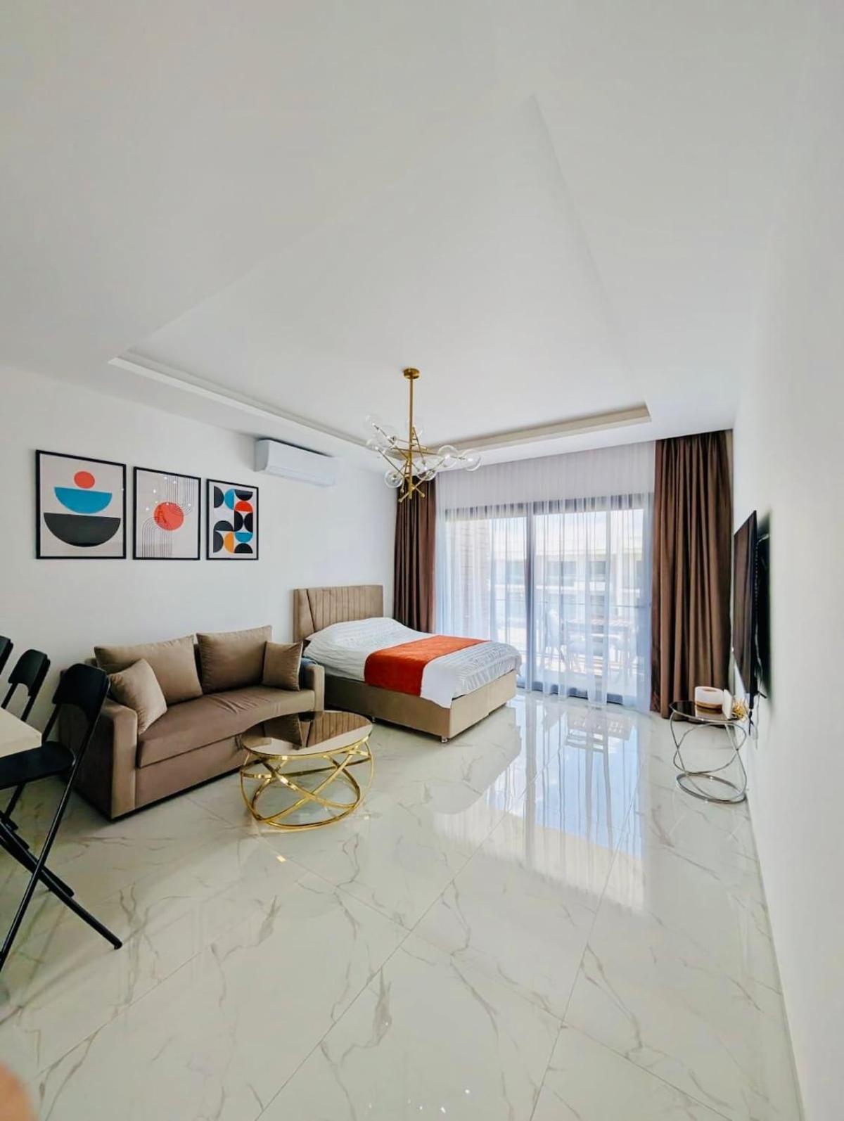 Modern Luxury * Aglantzia