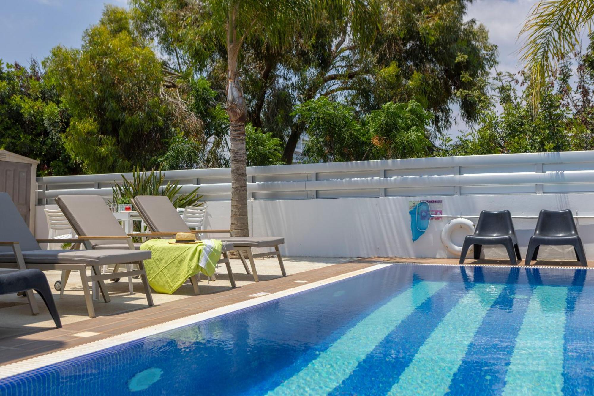 Aparthotel Flouressia Gardens Protaras