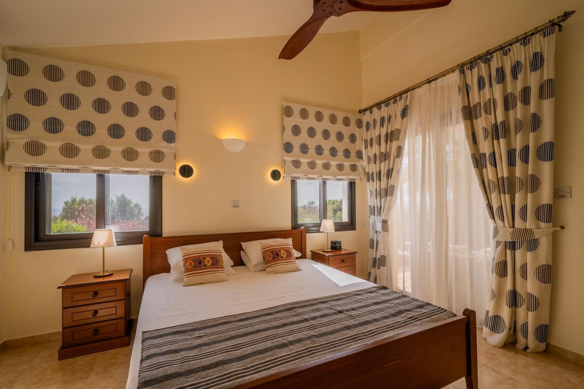 Pleiades - Sea Views, Private Pool & Hot Tub Villa *