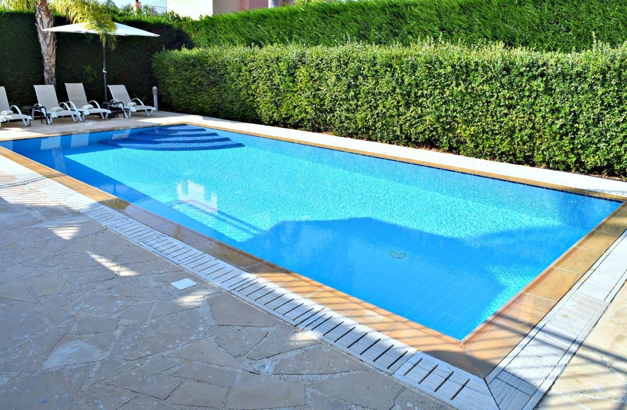 Anastasia Sandy - Overflow Private Pool - Games - Private Area * Polis