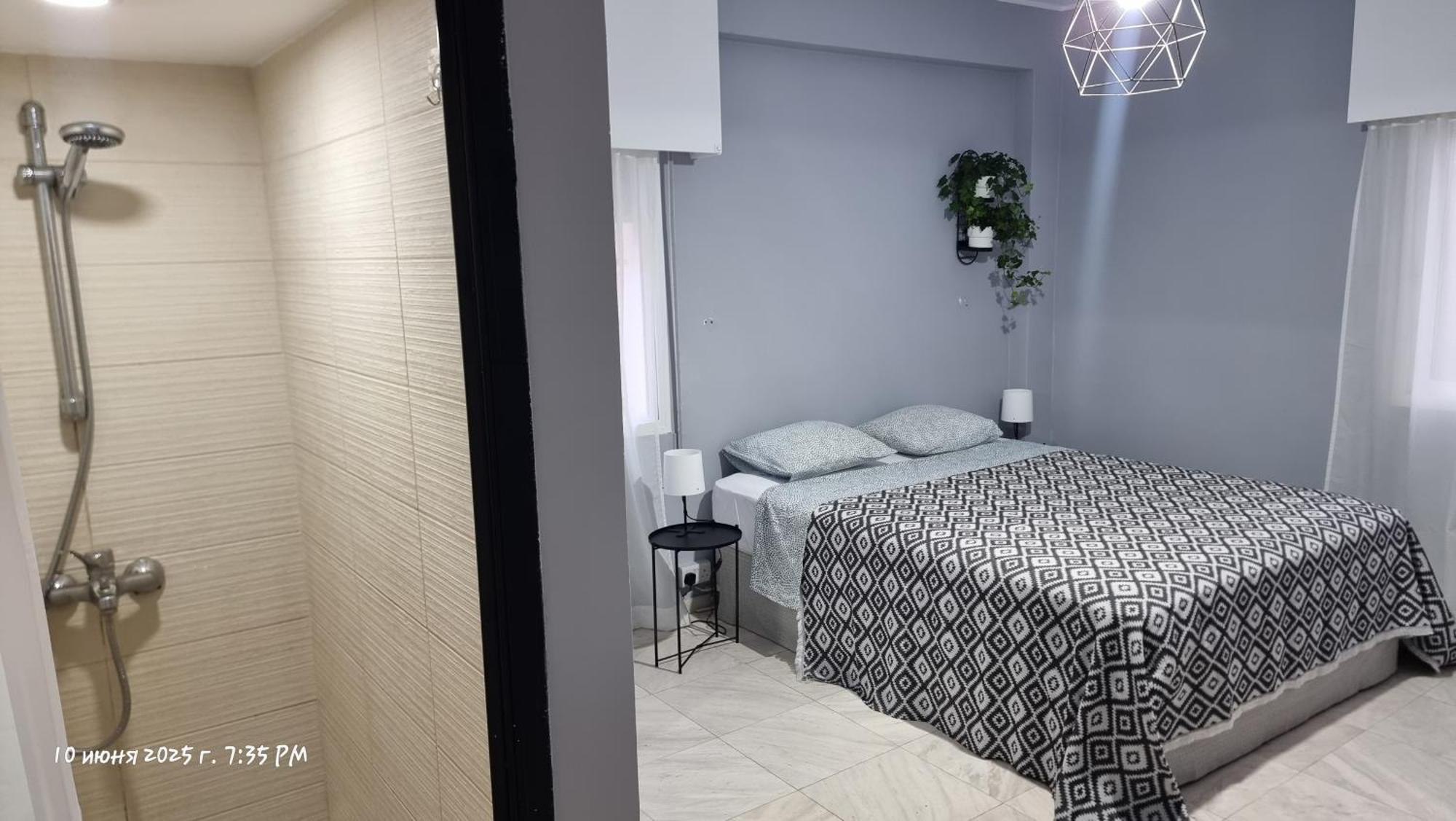 Apartment Apartment's *