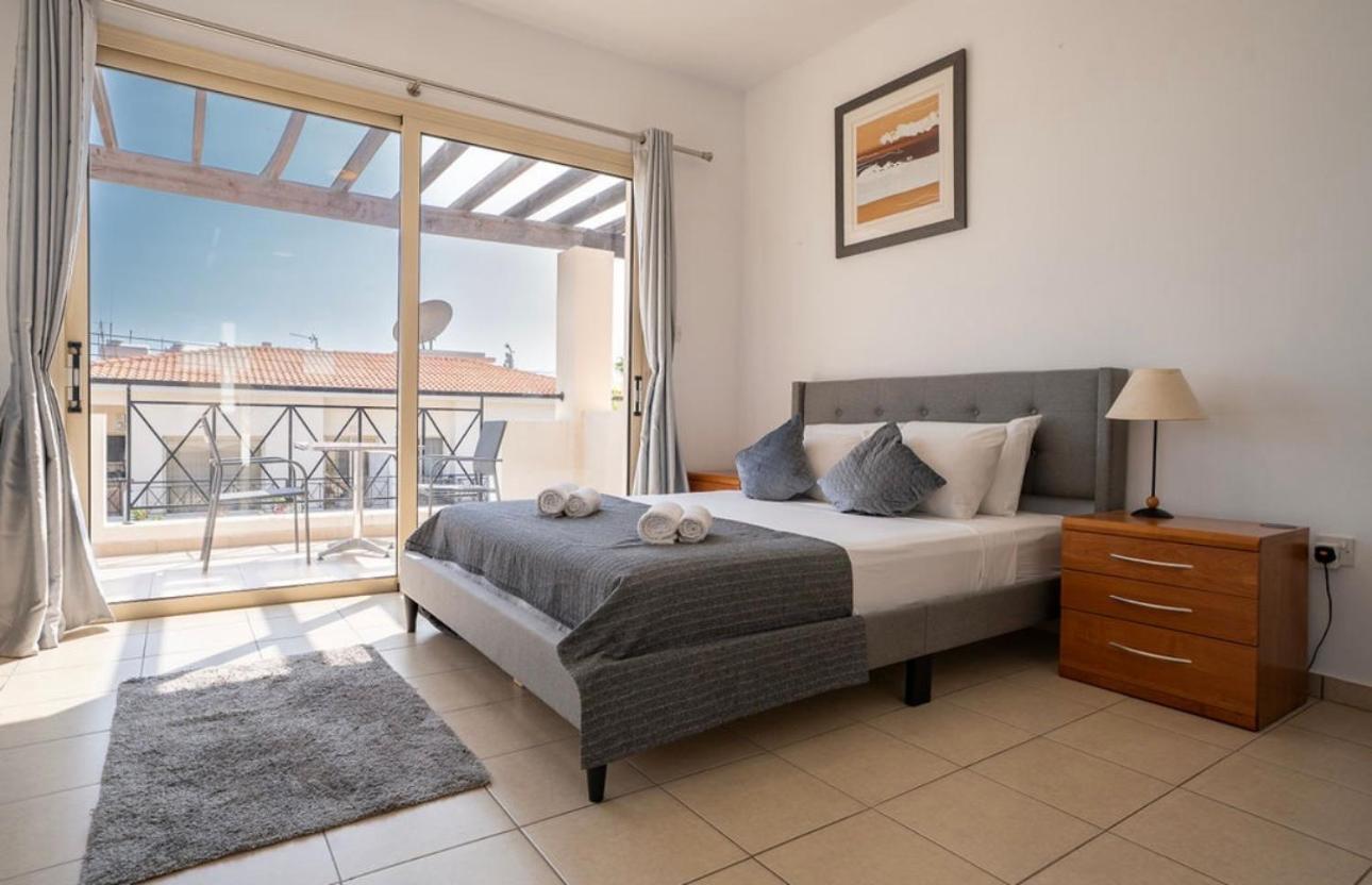 Stylish With Pool, Fast Wifi, Netflix, Perfect For Couples Or Solo Travellers *