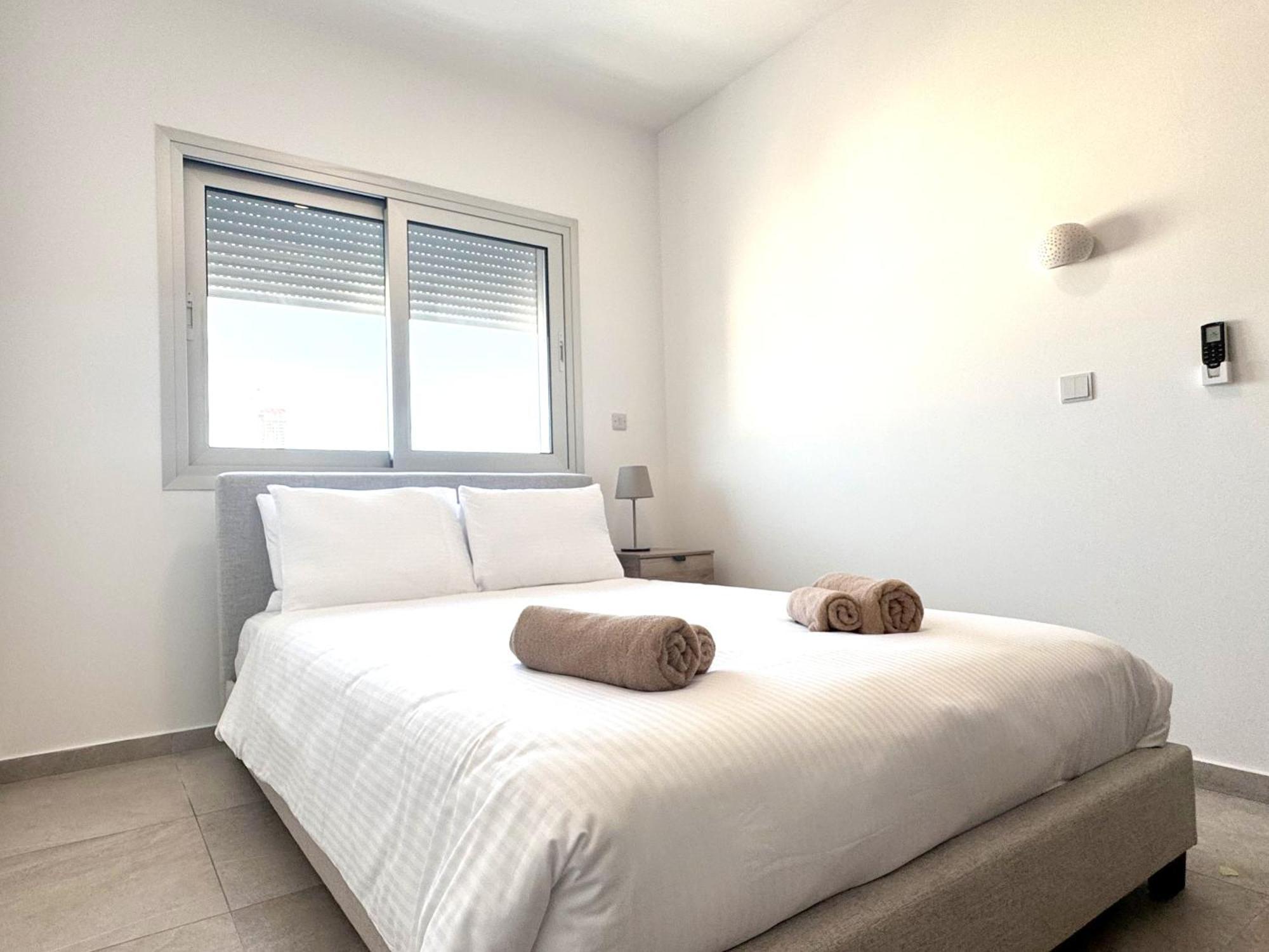 Hall Apartment