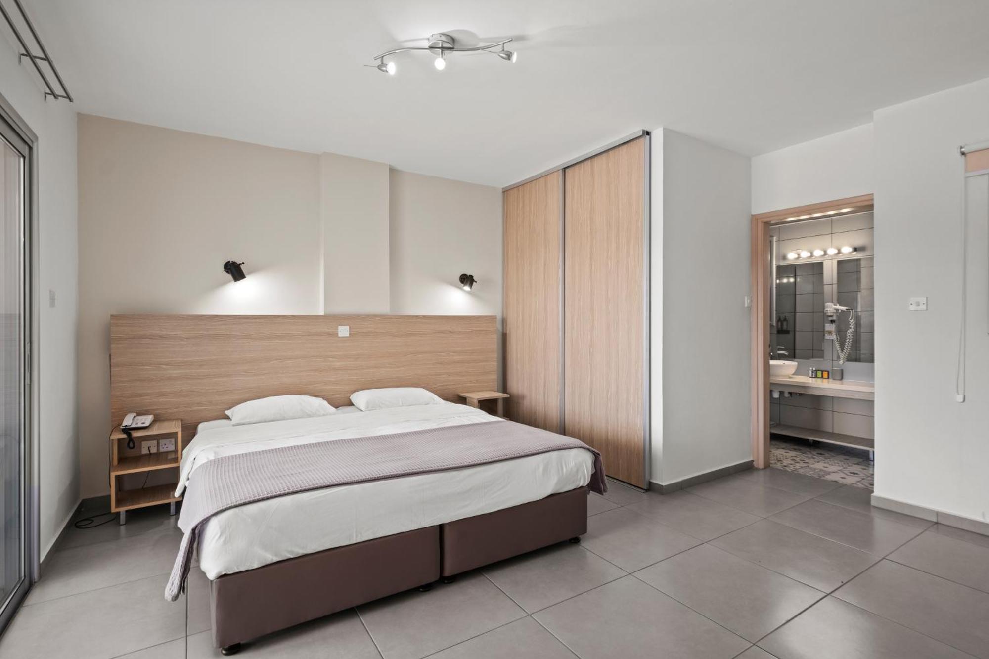 Aparthotel Pandream Paphos