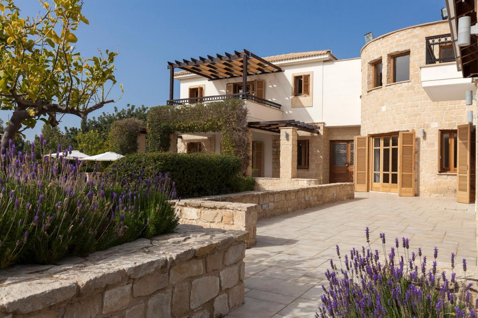 Villa Aphrodite Hills - Elite