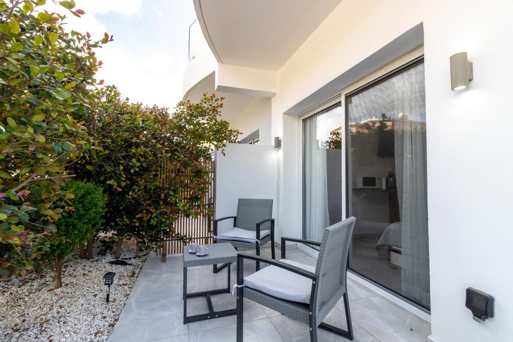 Arf - With Jacuzzi At The Complex Apartment Emba