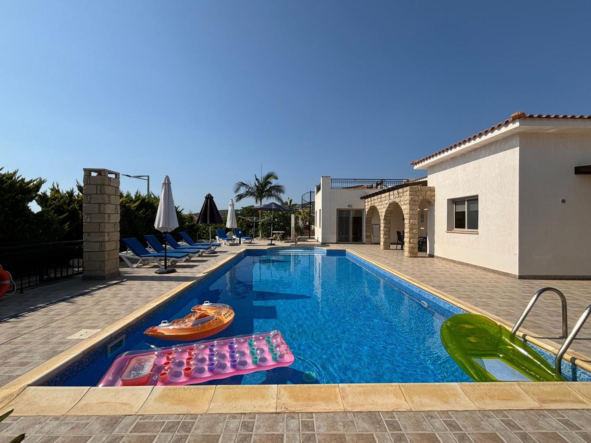 Imperial Sea-caves Private Pool Villa