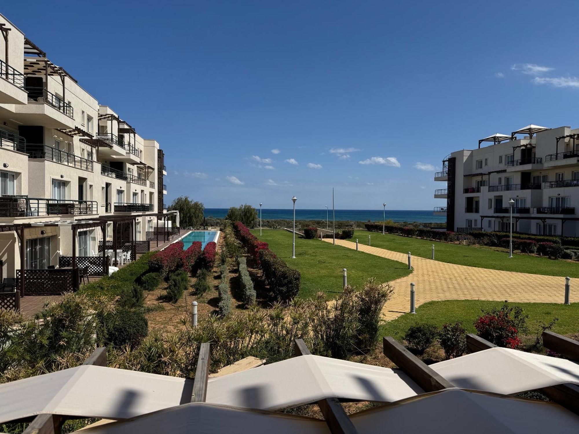 Cozy At Thalassa Apartment