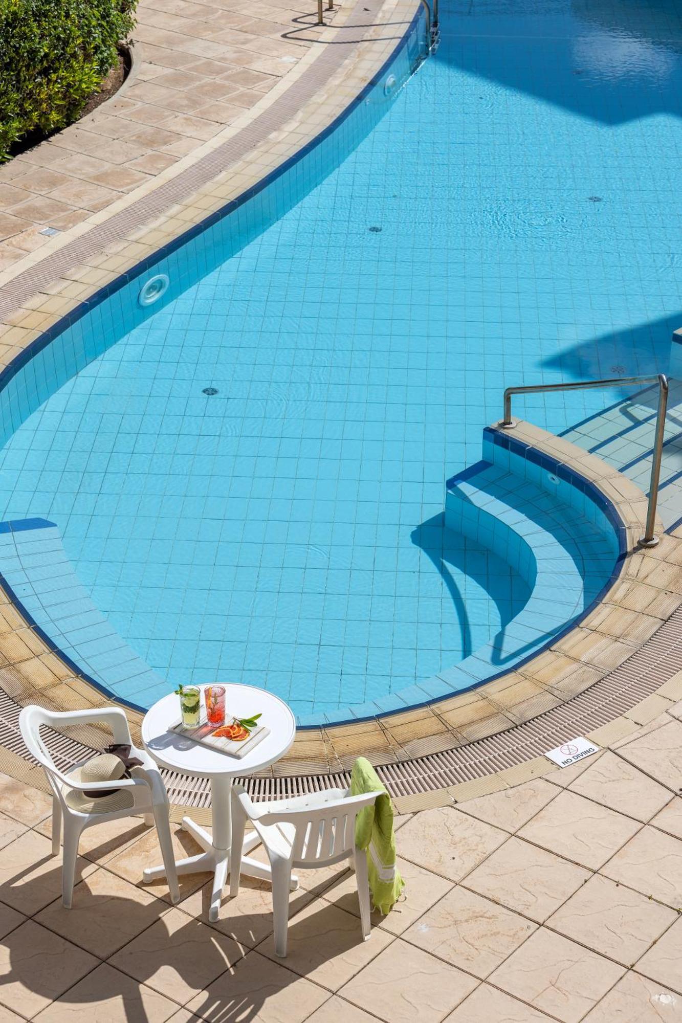 Kissos Hotel