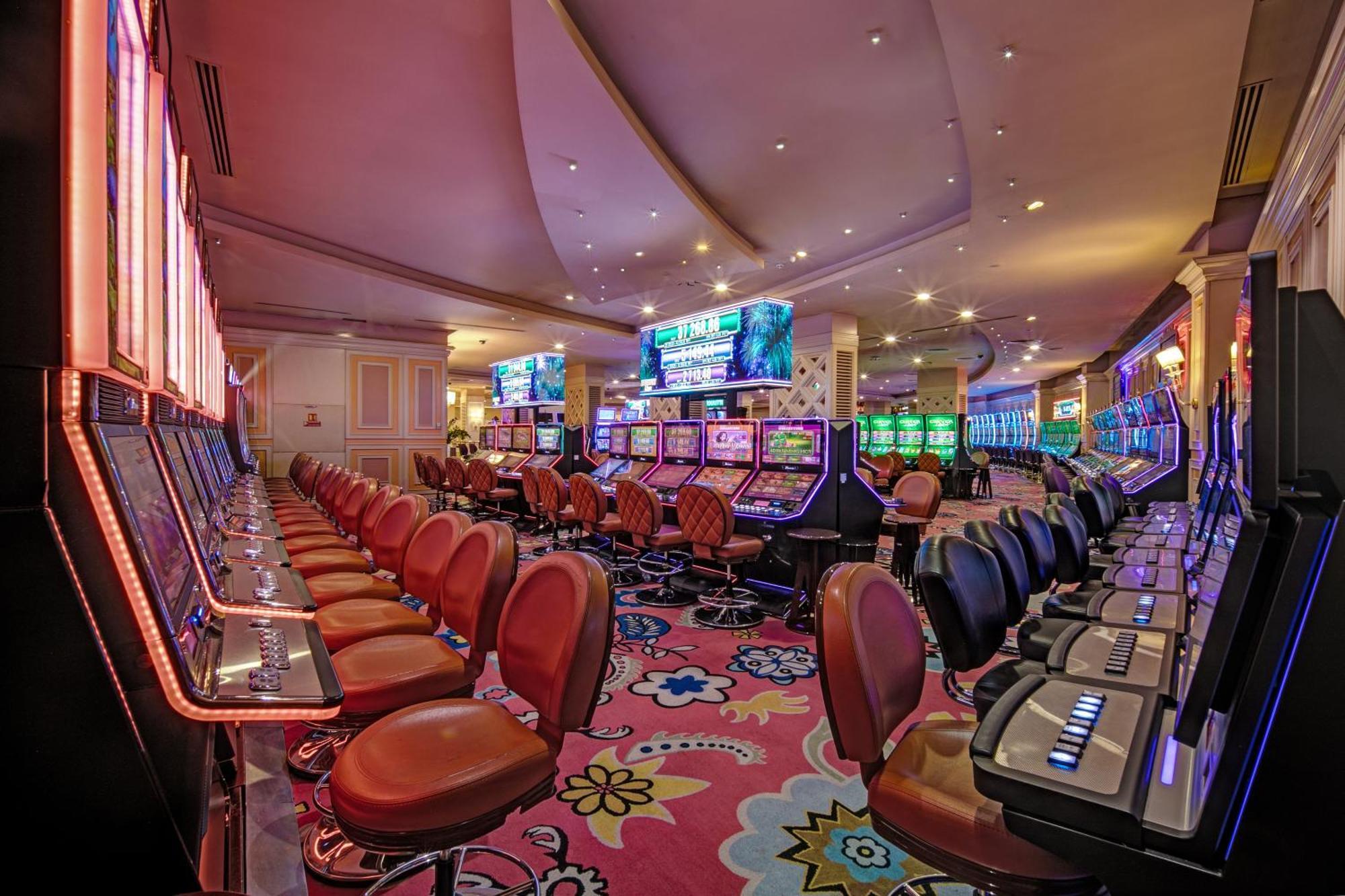 Liman & Casino By Merit Hotel
