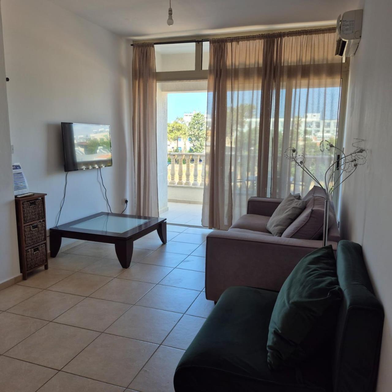 King's Holiday Apartment Paphos