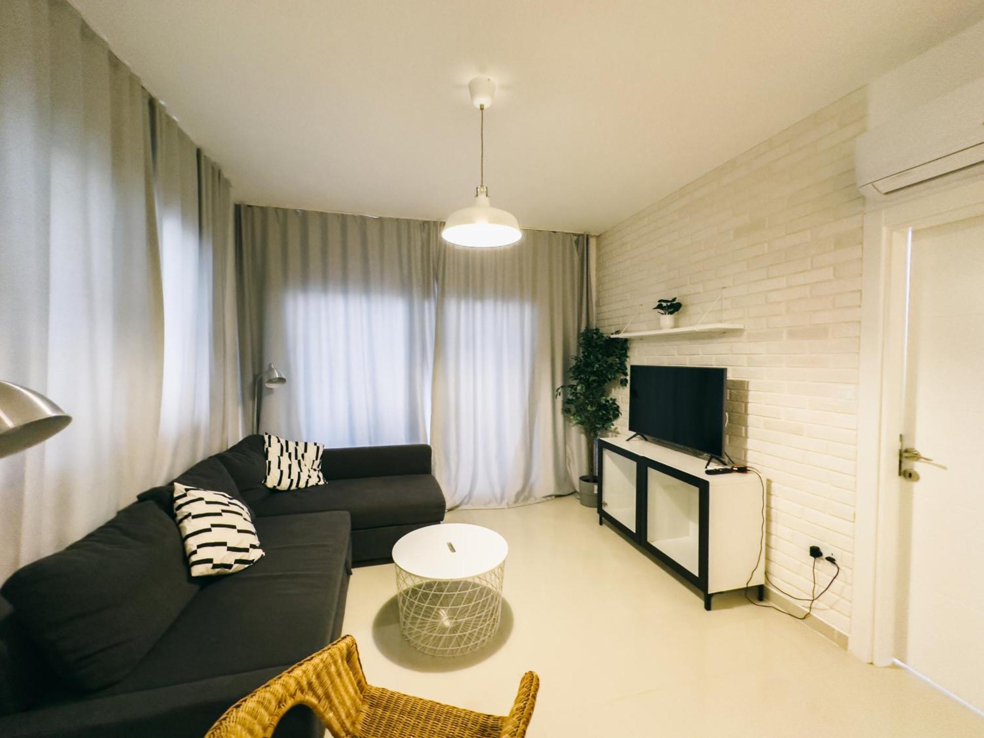 Apartment Caesar Luxury 1 Bedroom On The Ground Floor