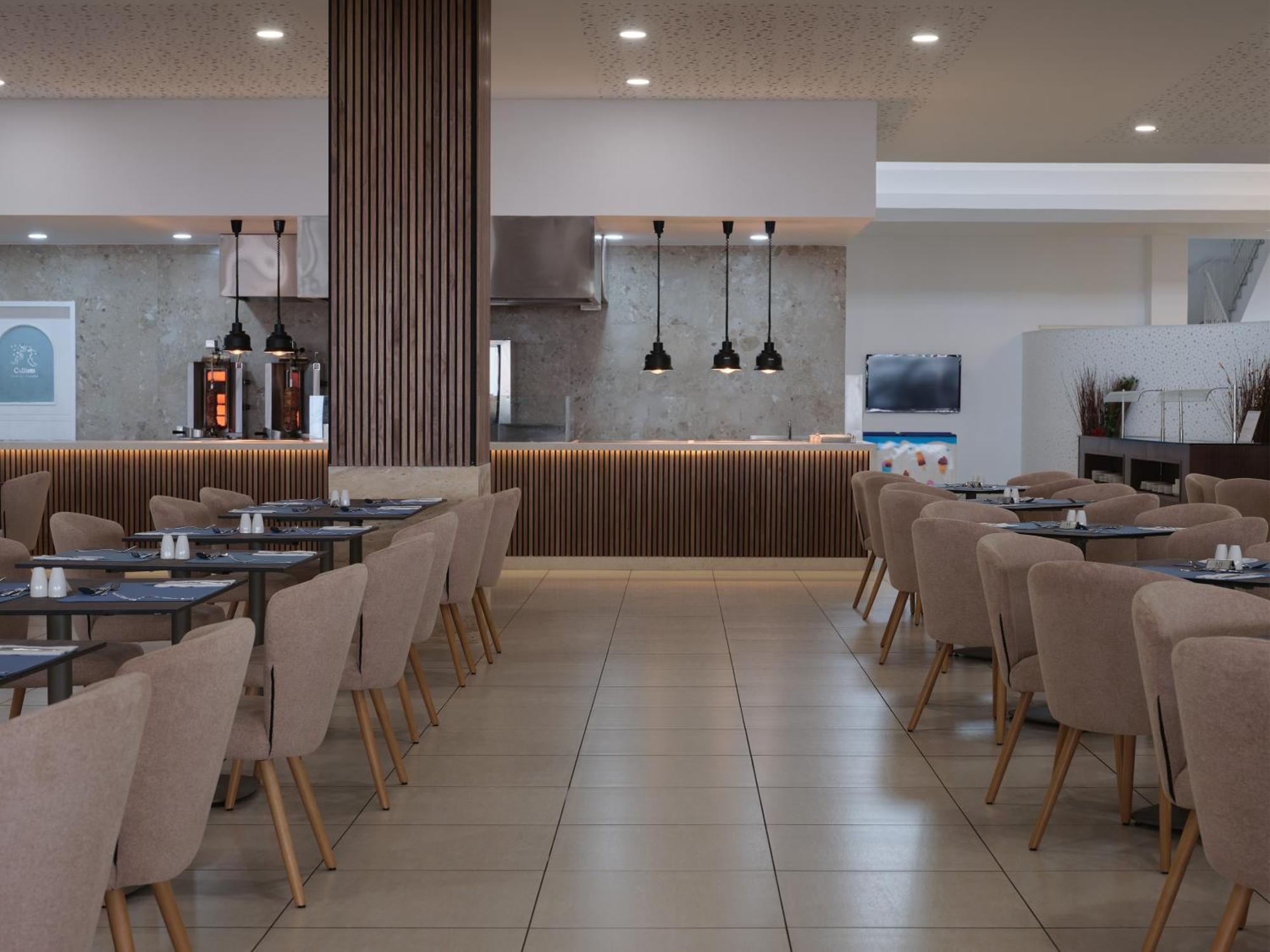 Atlantica Callisto Hotel 4*