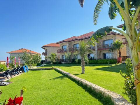 Hotel Burhan's 3*