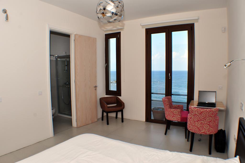 Villa Beach Pantheon Pomos