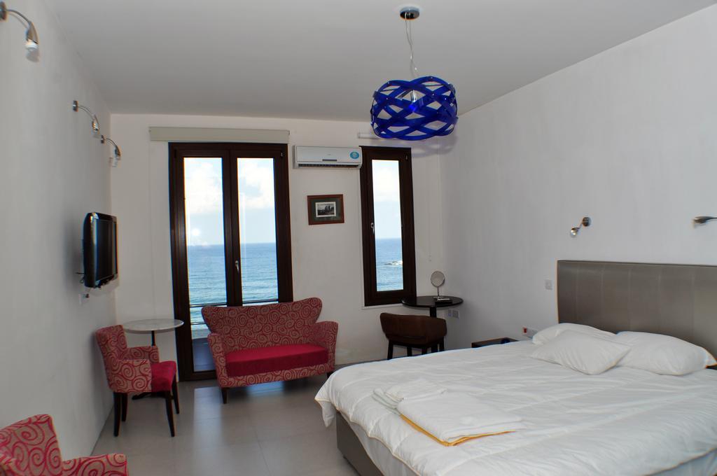 Villa Beach Pantheon *