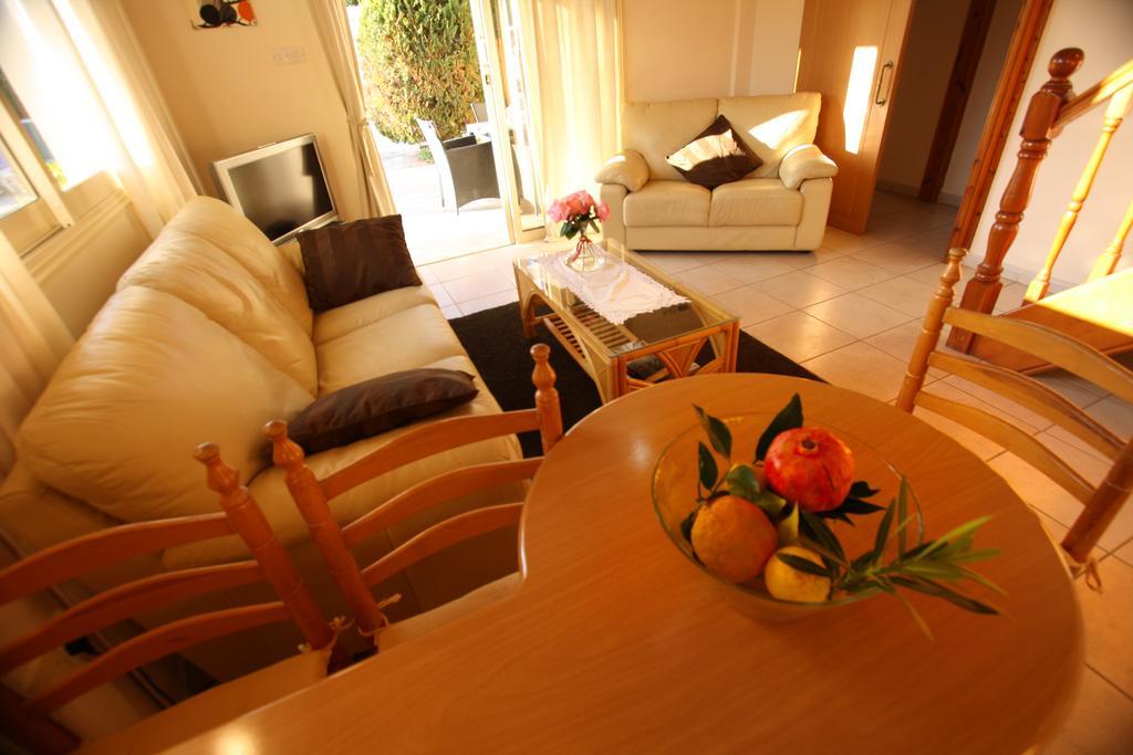 Alonia Villas Pousada