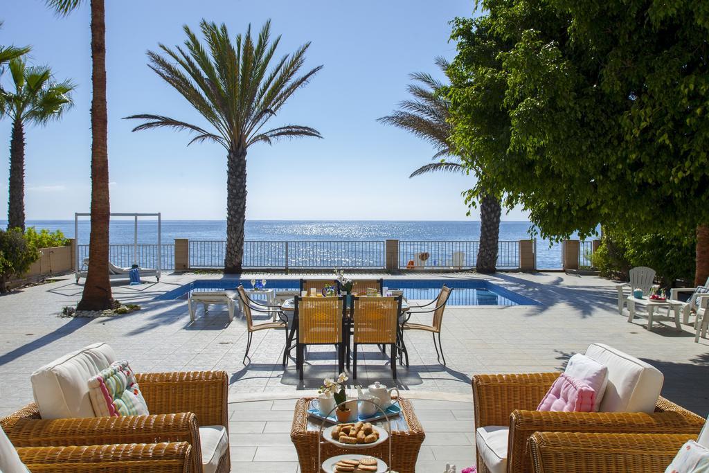 Meneou Beachfront Sunset * Perivolia