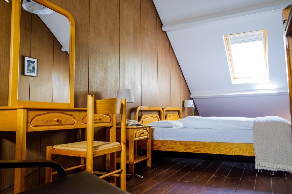 New Helvetia Hotel