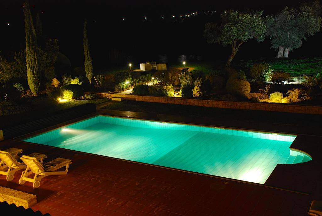 3 Bedroom Villa Limni With Private Pool And Gardens, Aphrodite Hills Resort Villa Kouklia