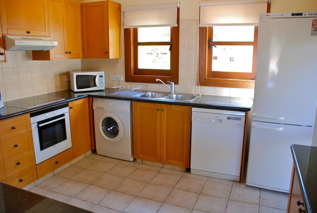 3 Bedroom Villa Limni With Private Pool And Gardens, Aphrodite Hills Resort