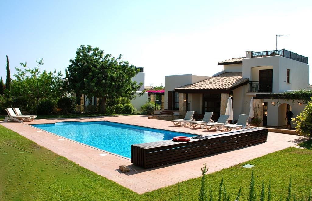 3 Bedroom Villa Limni With Private Pool And Gardens, Aphrodite Hills Resort * Kouklia