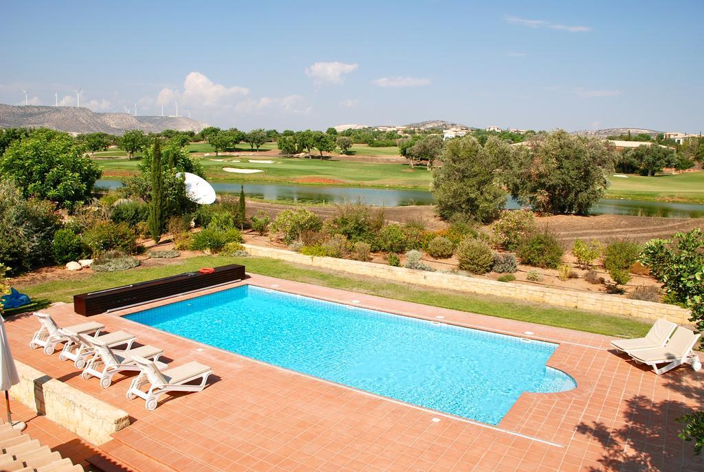 3 Bedroom Villa Limni With Private Pool And Gardens, Aphrodite Hills Resort * Kouklia
