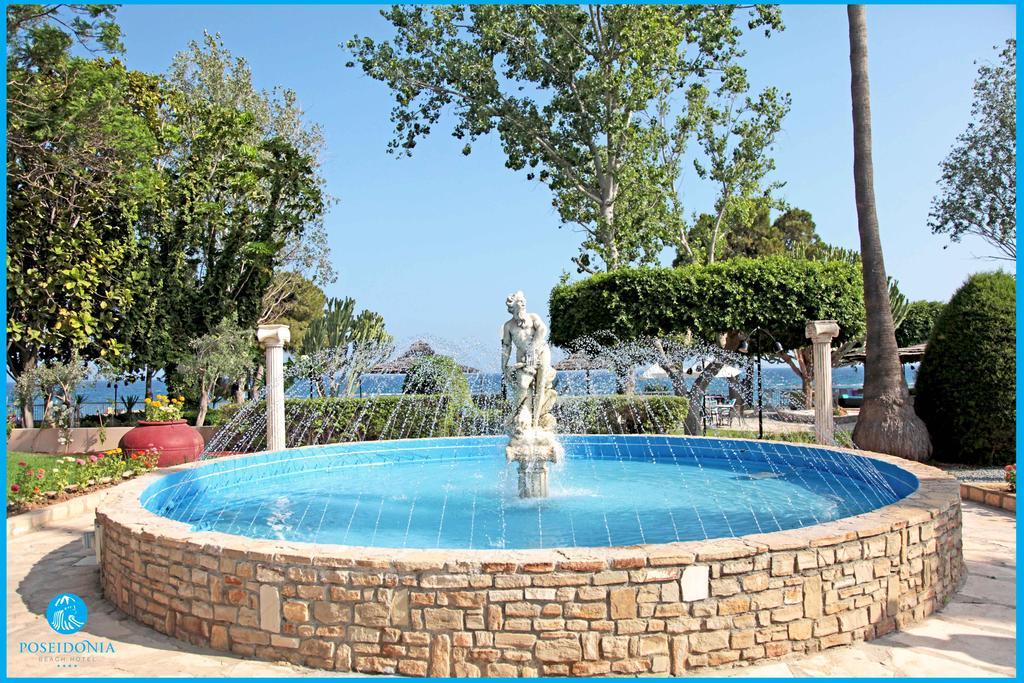 Poseidonia Hotel 4*