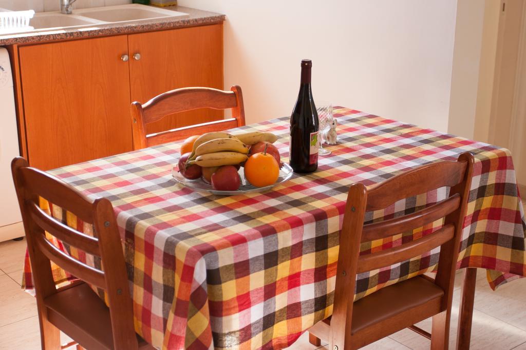 Guest house Kyriakos Court