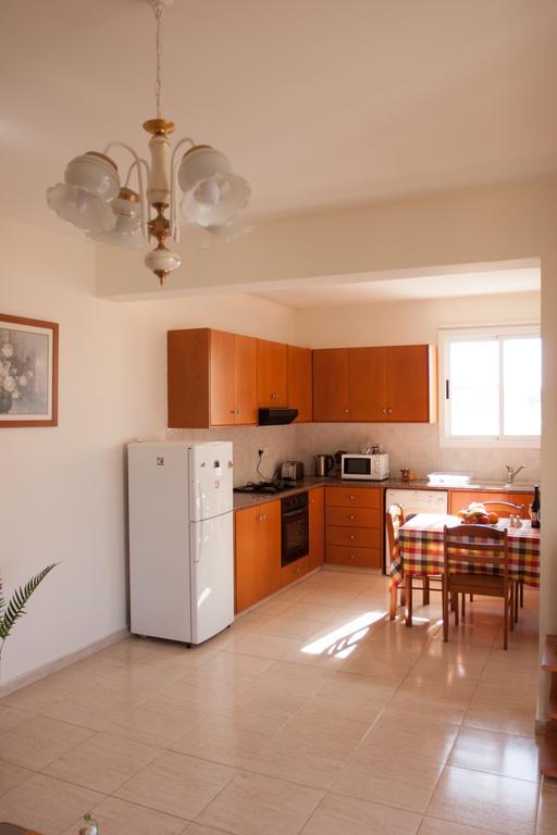 Kyriakos Court Guest house