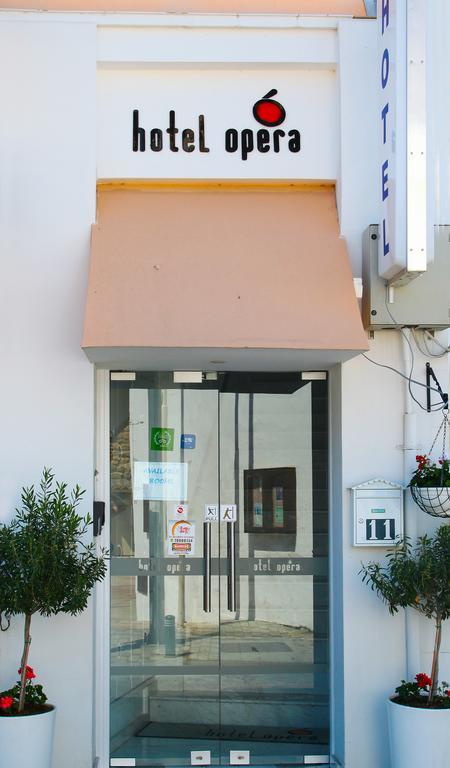 Hotel Opera *