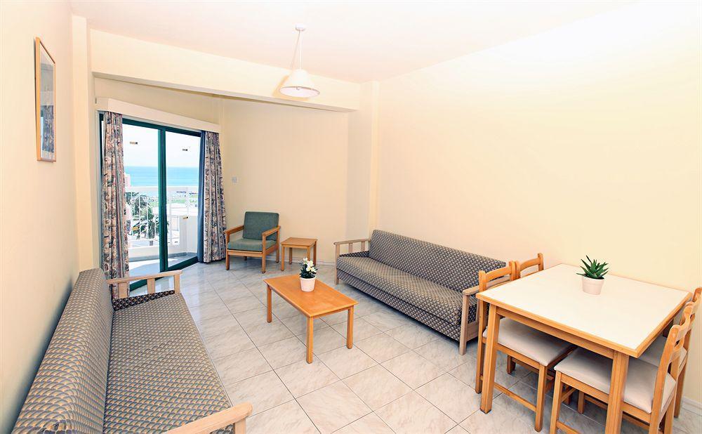 Infinity Blu - Designed For Adults By Louis Protaras