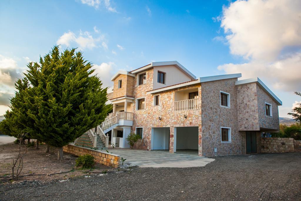 Kapistris Dyo Villa