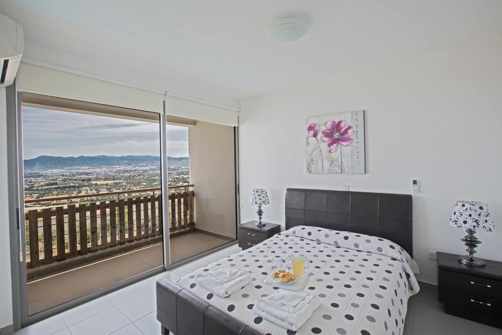 Esprit 21 Villa Polis