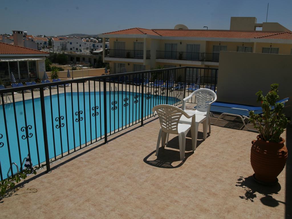 Latchi Studio Apartment *
