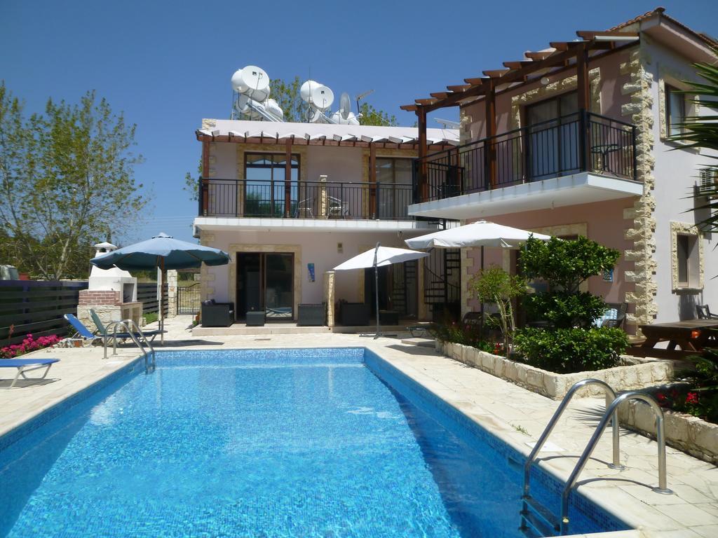 Avra Family Maisonettes *