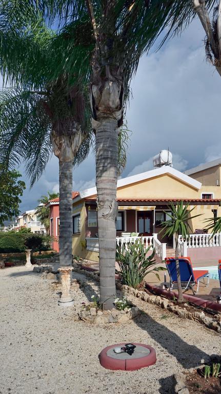 Lp Villa *