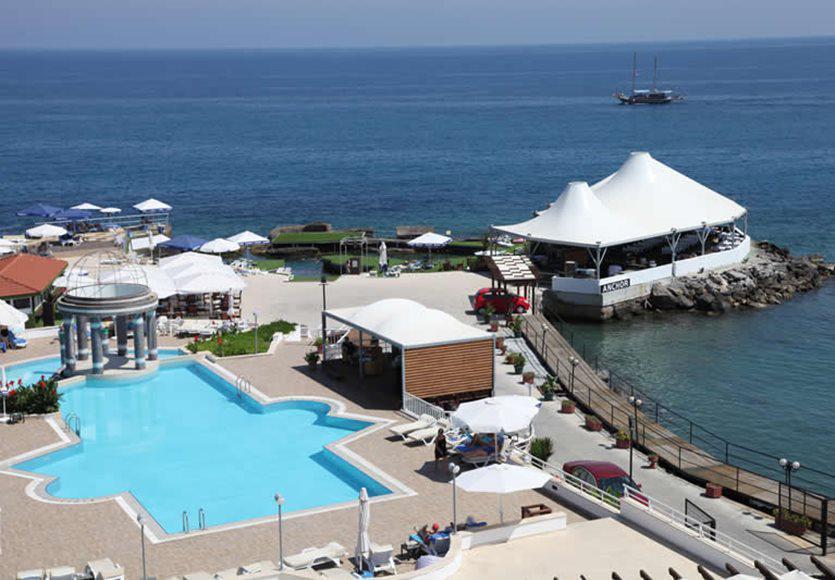 Dome Hotel