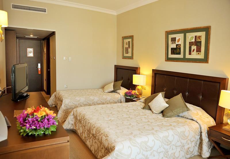 Hotel Acapulco Convention 5*