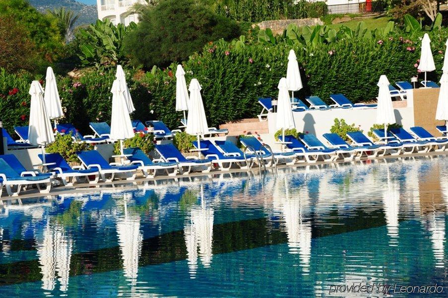 Denizkizi 4* Karavas (Northern Cyprus)