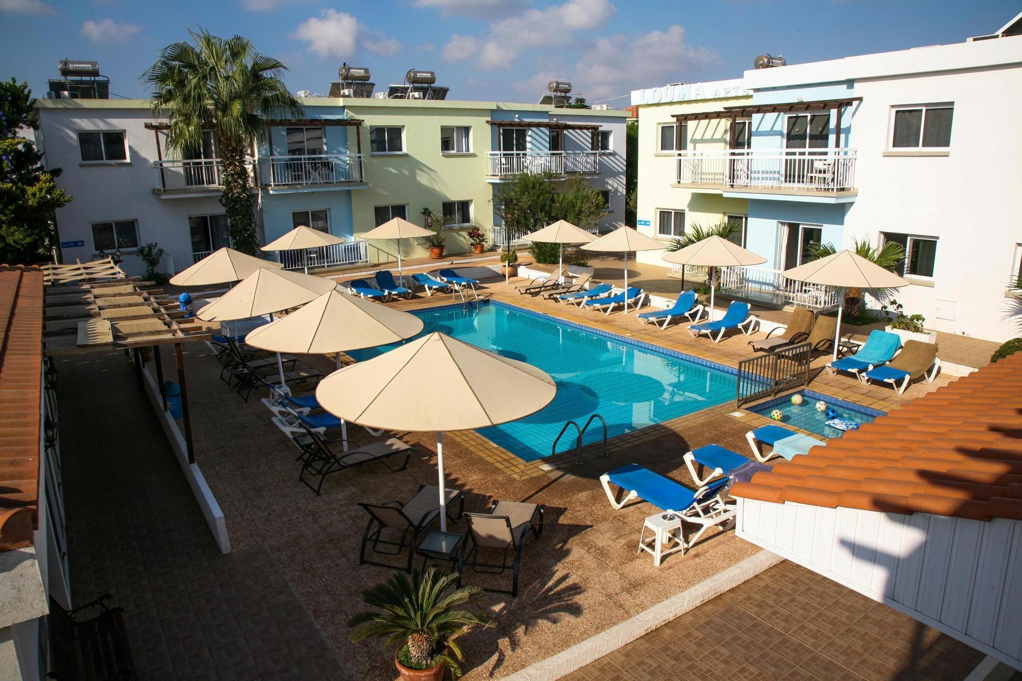 Anais Bay 3*