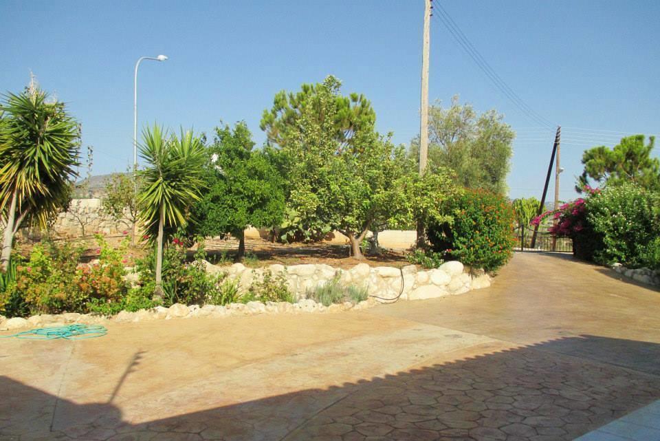 Briona Villa *