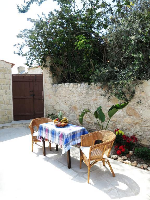 Simona Stone House Holiday home