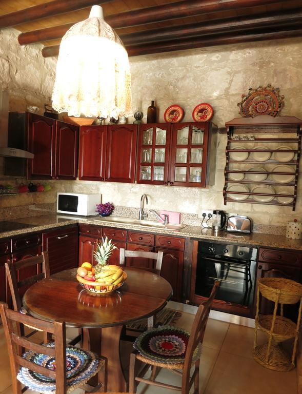 Holiday home Simona Stone House