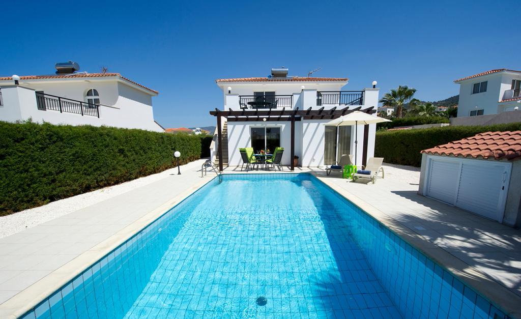 Sandy Coast Villas Kamelia * Argaka